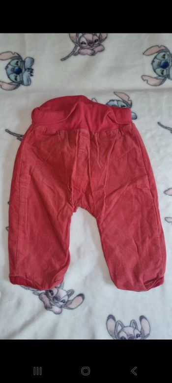 Pantalon doublé 6 mois en très bon état