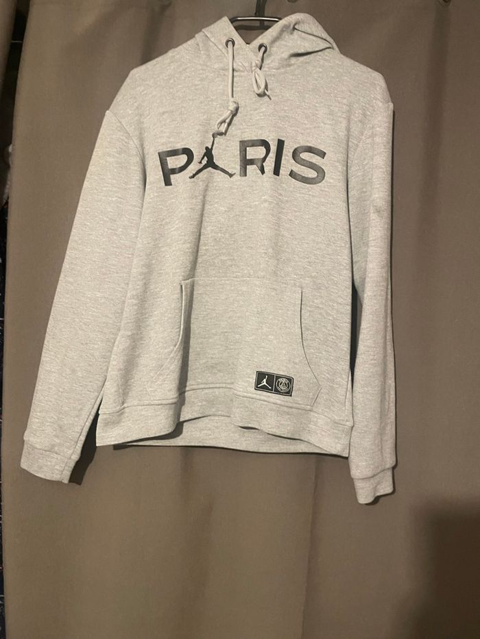 Sweat à capuchej - photo numéro 2