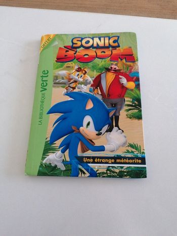 Une étrange météorite