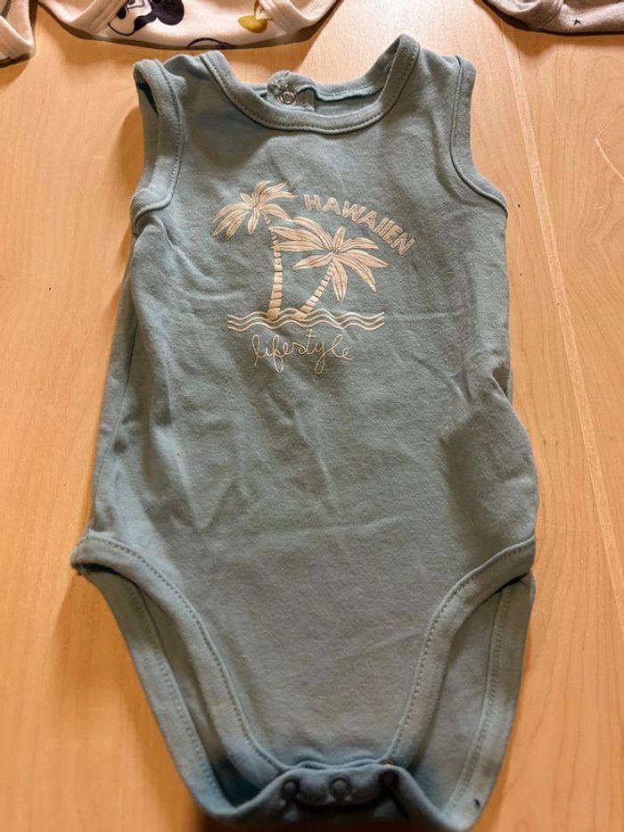 Lot 9 bodies 18mois - photo numéro 4