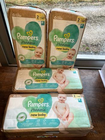 Couche taille 2 Harmonie Pampers : 192 couches