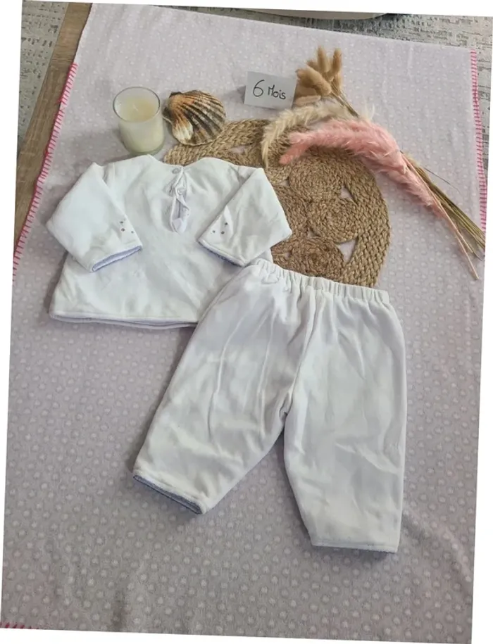 Pyjama 6 mois - photo numéro 2