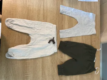 Lot de 3 pantalons taille 6 mois