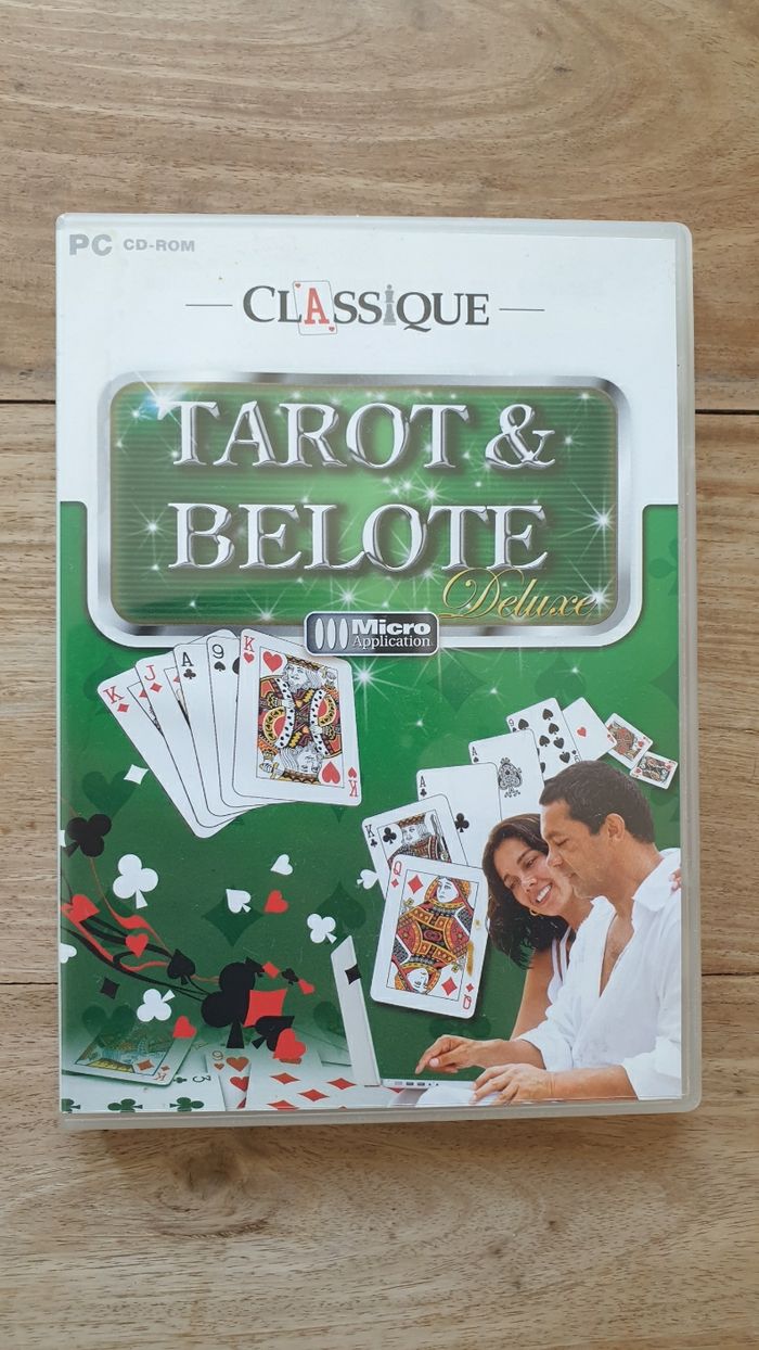 Jeux vidéo PC vintage cartes tarot et belote