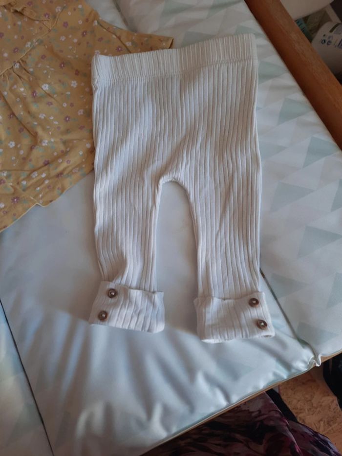 Ensemble jaune fleuris - photo numéro 3