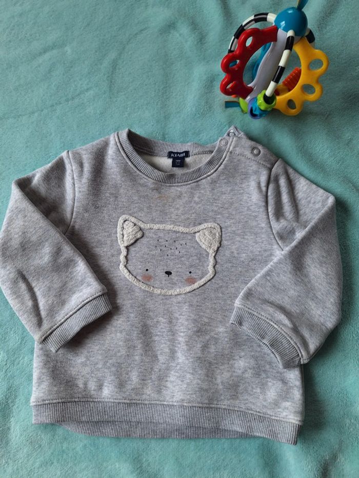 Sweat molletonné taille 18 mois