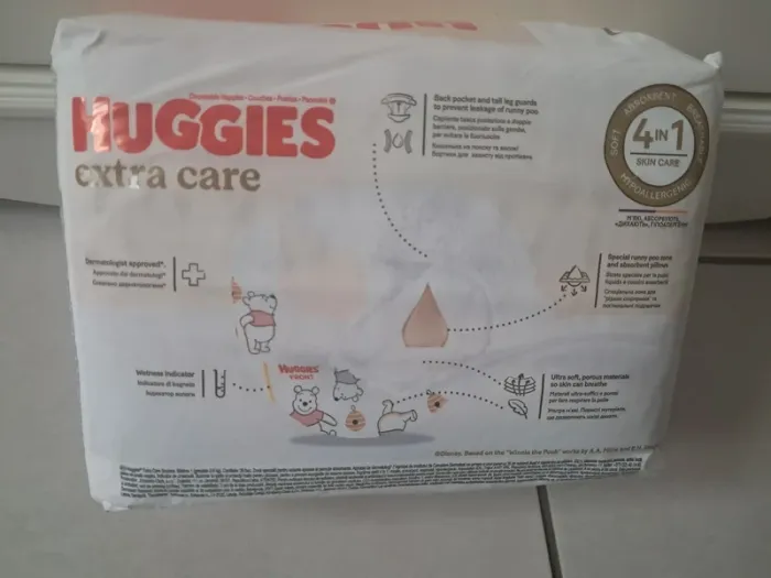 Couches Huggies taille 1 neuf - photo numéro 3