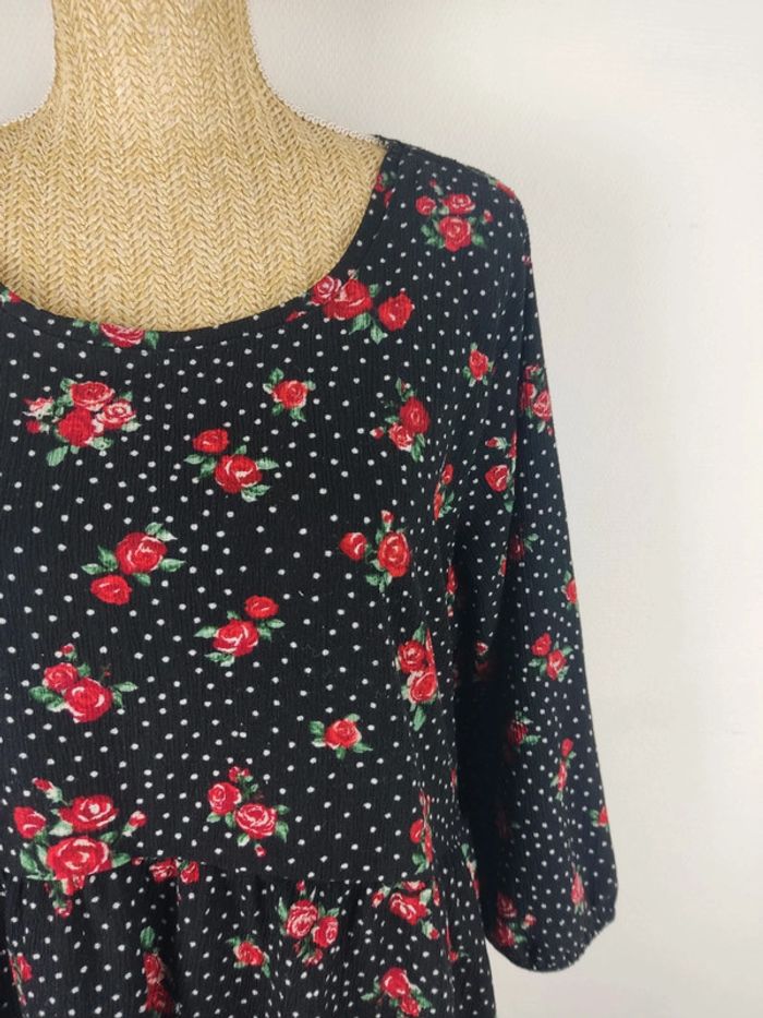 Robe mi-longue manches 3/4 noire motifs roses rouges taille 50 Janina - photo numéro 4
