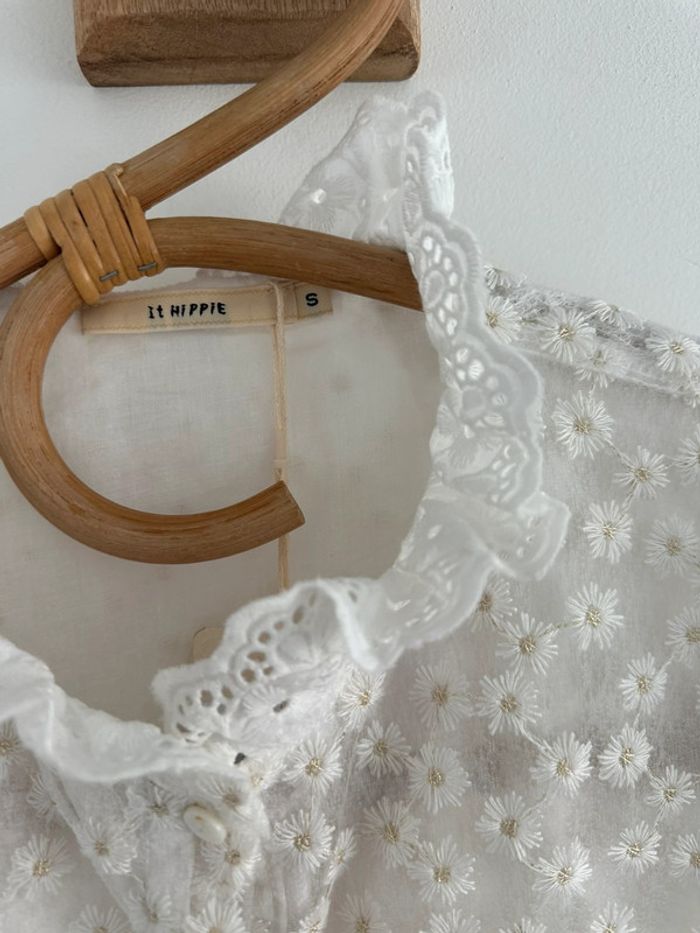 Blouse blanche - photo numéro 3