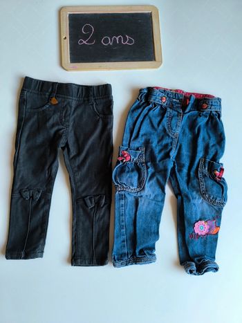 Lot de pantalons taille 2 ans en très bon état