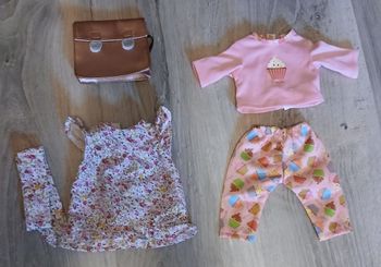 Lot vêtements Corolle 36 cm