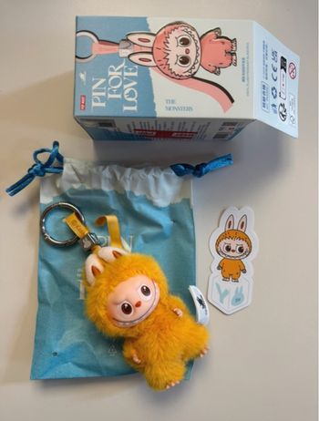 Pin for love - lettre Y