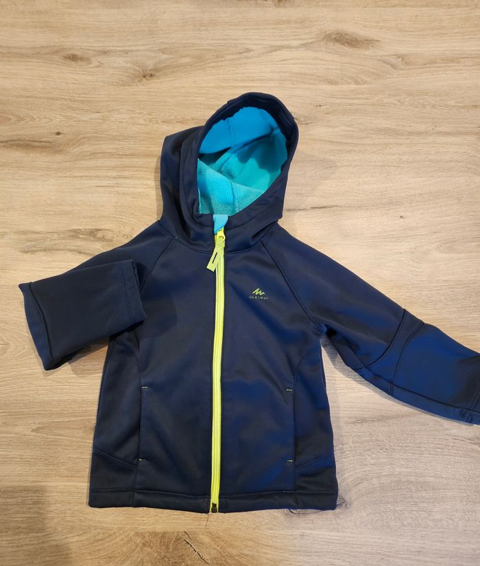 veste coupe vent Queshua