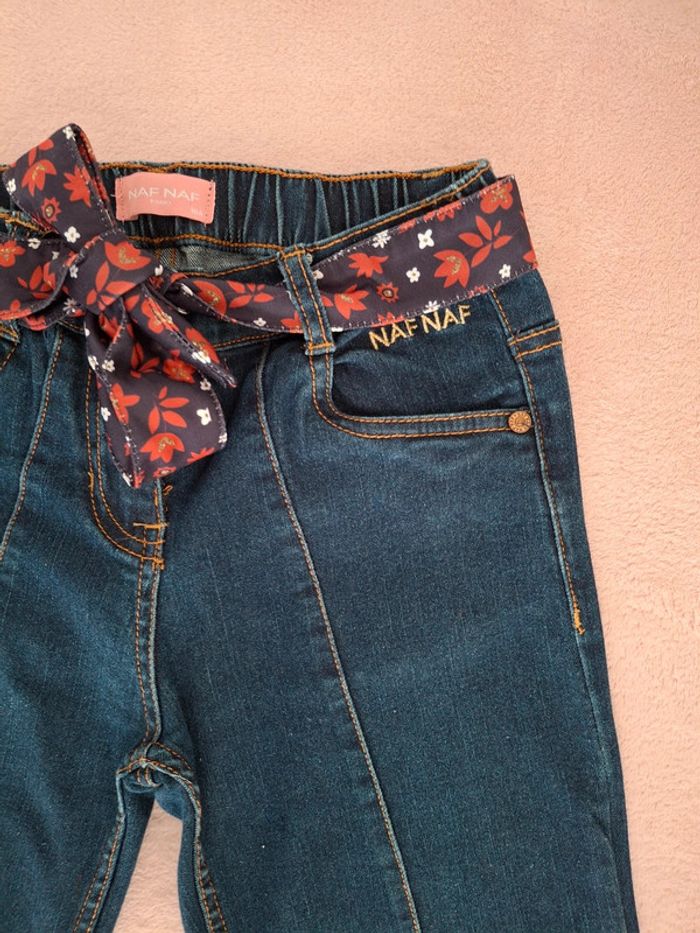 Ensemble Naf Naf 10 ans : jean coupe droite avec ceinture et t-shirt manches courtes bordeaux - photo numéro 5