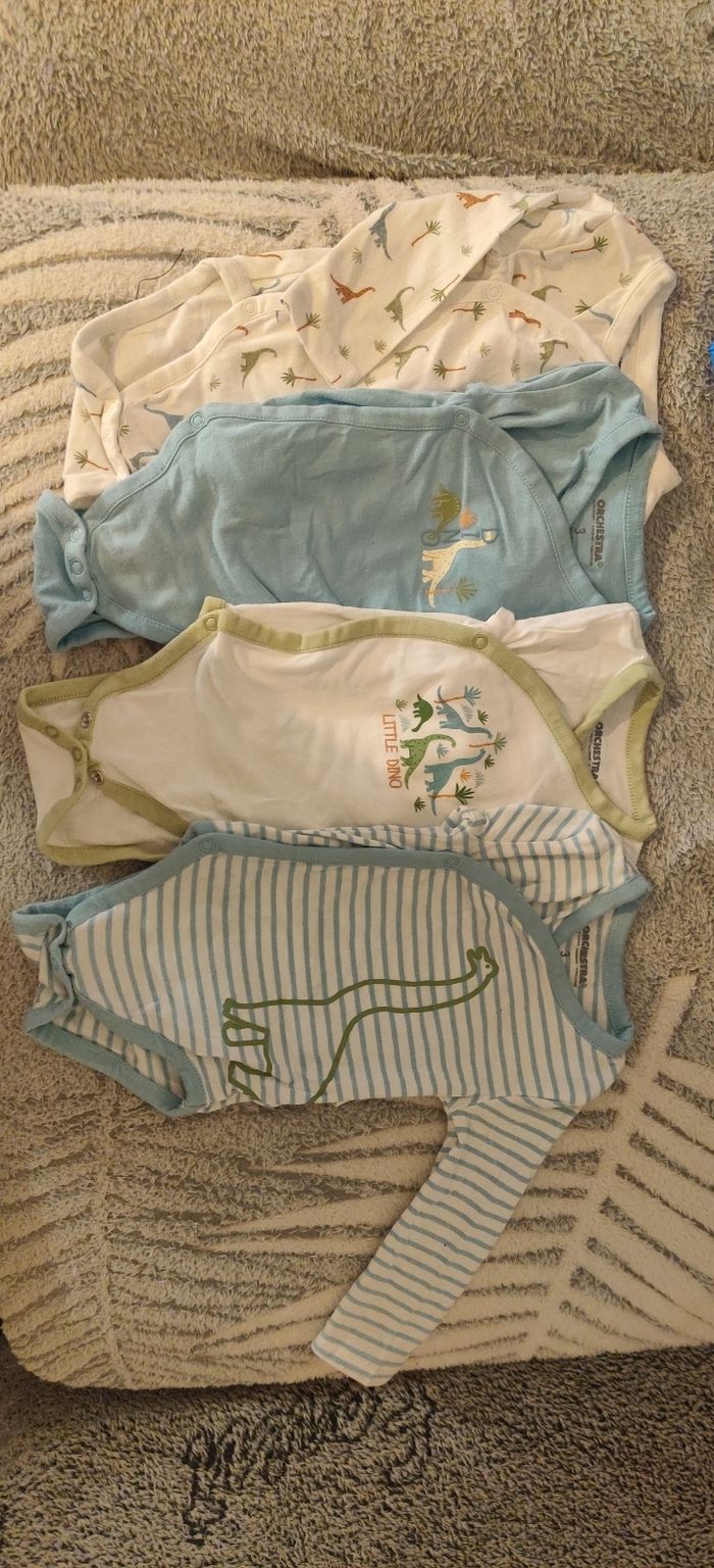 Lot 4 body manches longues dino garçon 3 mois