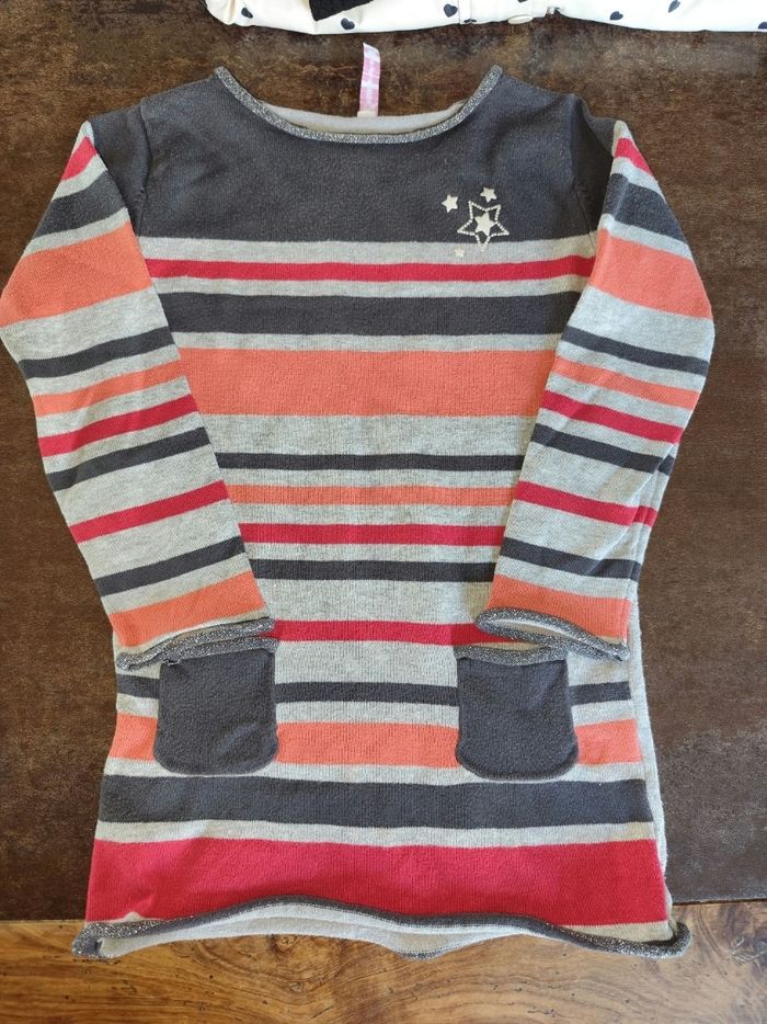 Lot vêtements fille 4 ans hiver manteau robes tee shirts - photo numéro 7