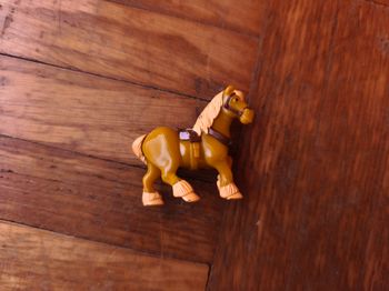 Figurine cheval Polly Pocket la belle et la bête 