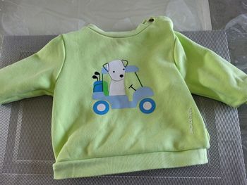 Pull garçon Jacadi 6 mois très bon état 