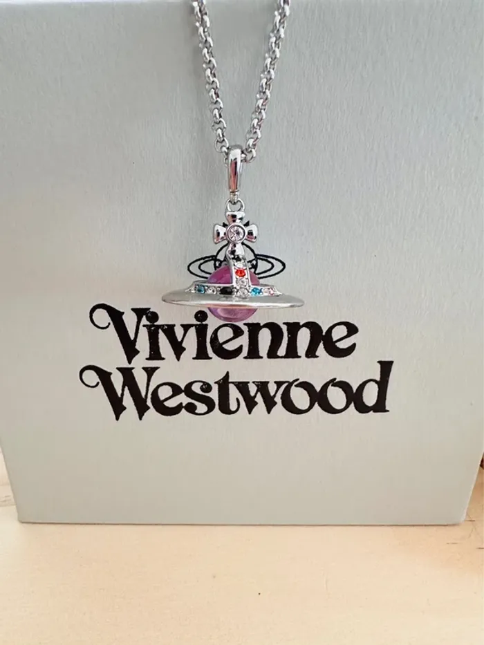 🪐Collier Vivienne Westwood Orb Violet - photo numéro 2