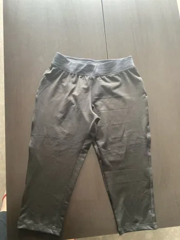 Legging pantacourt neuf taille T38