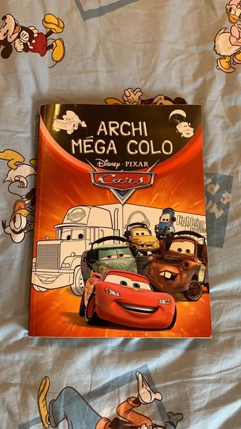 Gros livre coloriage Cars
