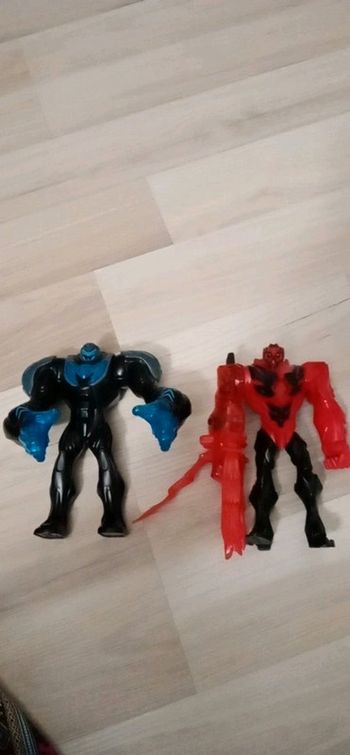 Figurines x2 Mattel (122)