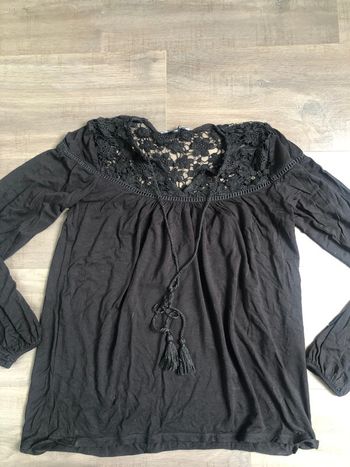 Blouse noire Etam taille XS dentelle