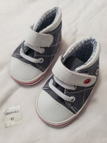 Tennis toile montante taille 17 pour bébé 3 mois fille ou garçon