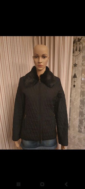 Veste Matelassé Stefanel noire fr 38 col fourrure