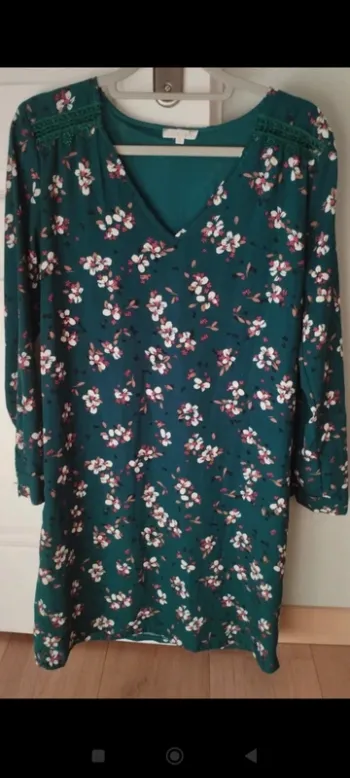 Robe verte à fleurs easy clothes S