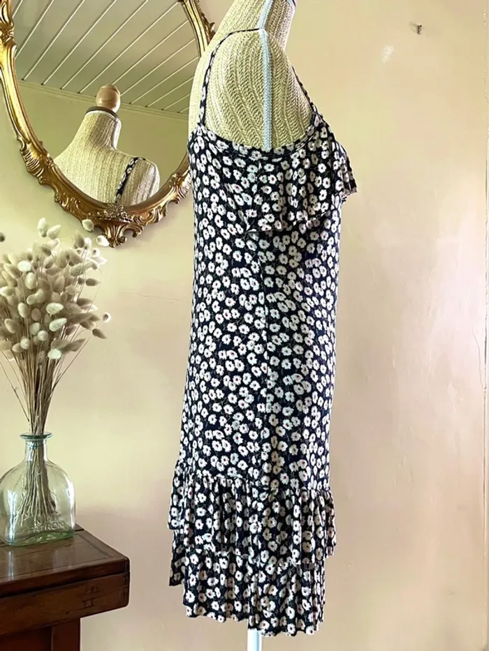 Robe à volant Motif Floral – Marine et Blanc – Neuf - photo numéro 6