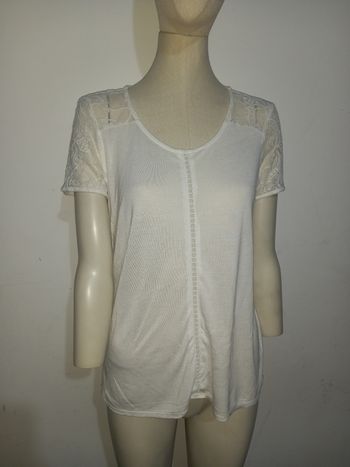 Haut avec dentelle S