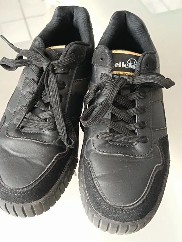 Baskets femme-Ellesse-Pointure 39 - photo numéro 2