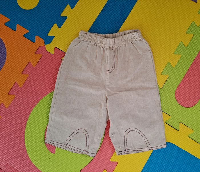Pantalon léger beige, taille 6 mois (67 cm)
