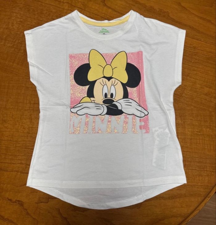 T-shirt fille Disney taille 6 ans