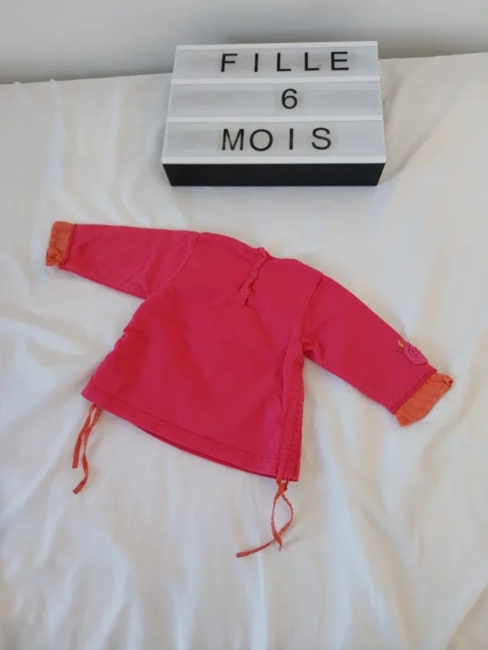 Pull fille 6 mois - photo numéro 2