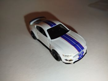 Hot Wheels Ford Shelby GT350R
Jay Leno's Garage Collector Set 2023