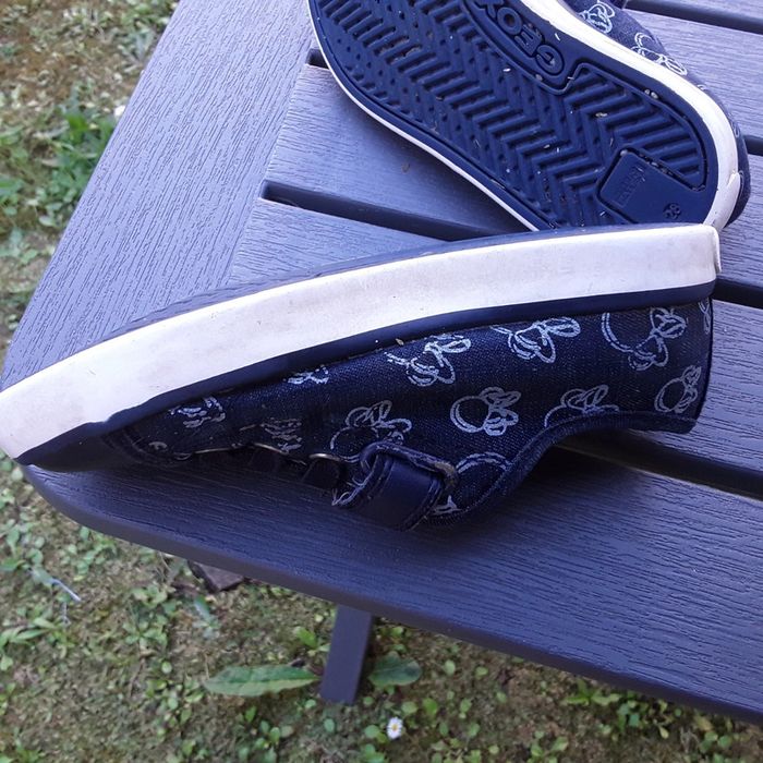 Chaussures tennis bleu marine  fille - disney Minnie - pointure 28 - photo numéro 4