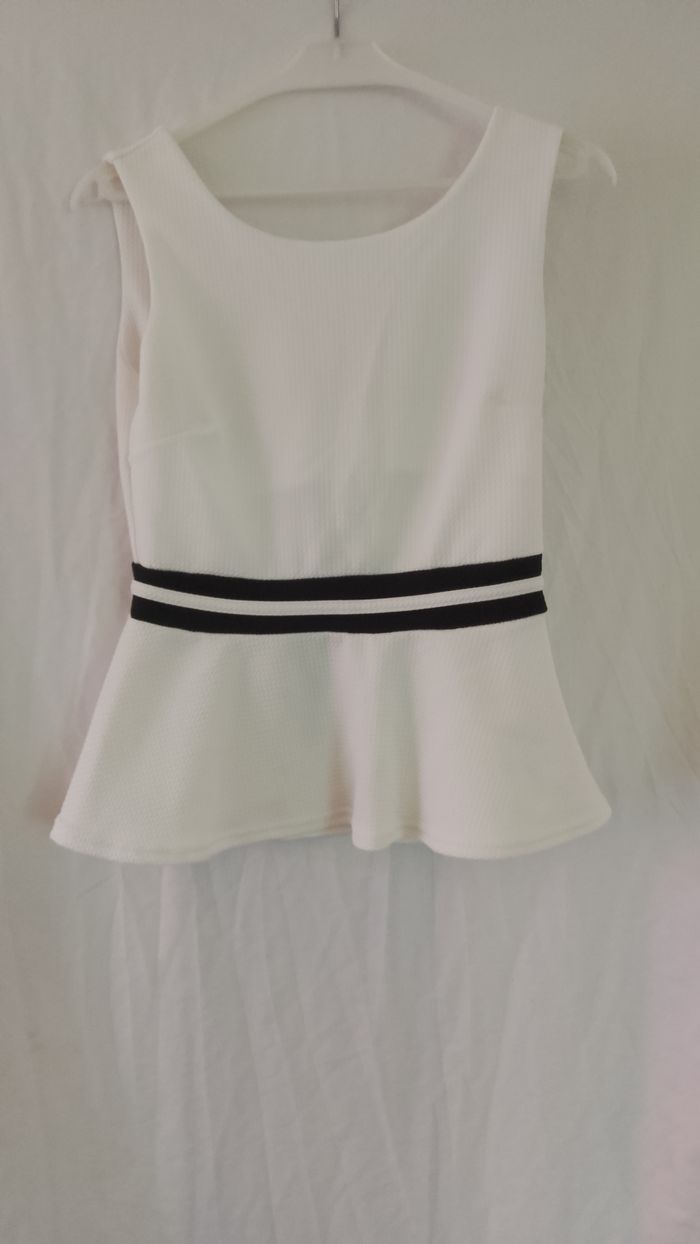 Haut blanc et noir