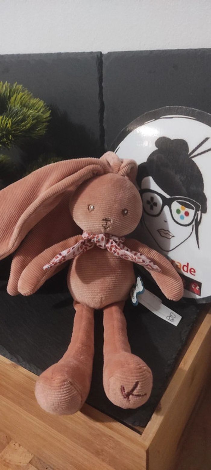 doudou peluche lapin terracotta rose kaloo pantin noeud écharpe k feuille lapinoo