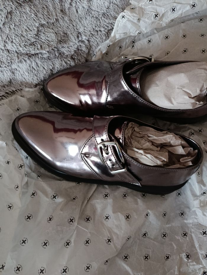 Magnifique chaussures - photo numéro 2