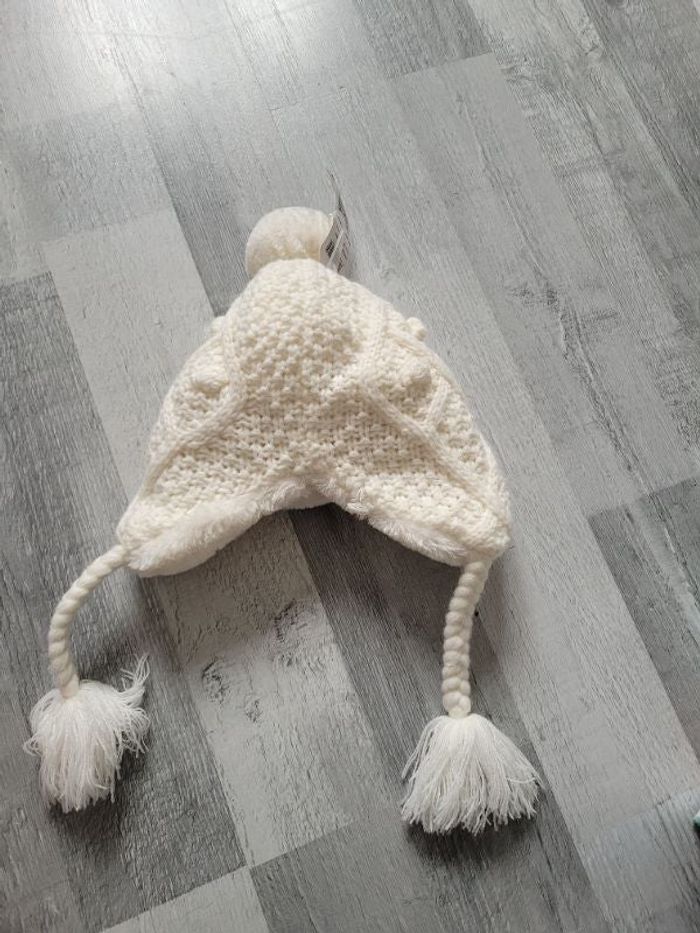 Bonnet en laine fourré