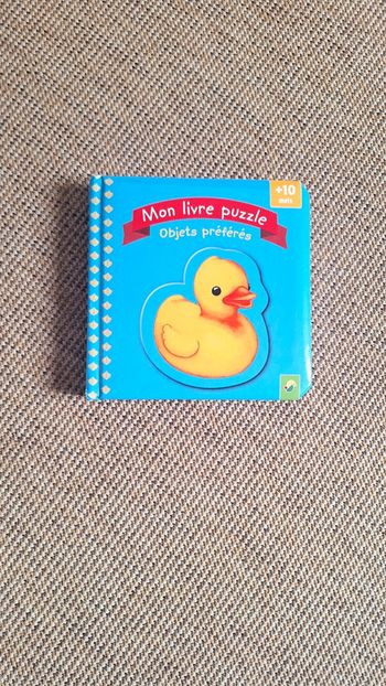 Livre puzzle pour bébé