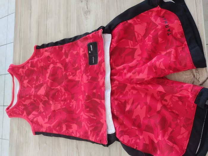 Vêtements de sport - photo numéro 3