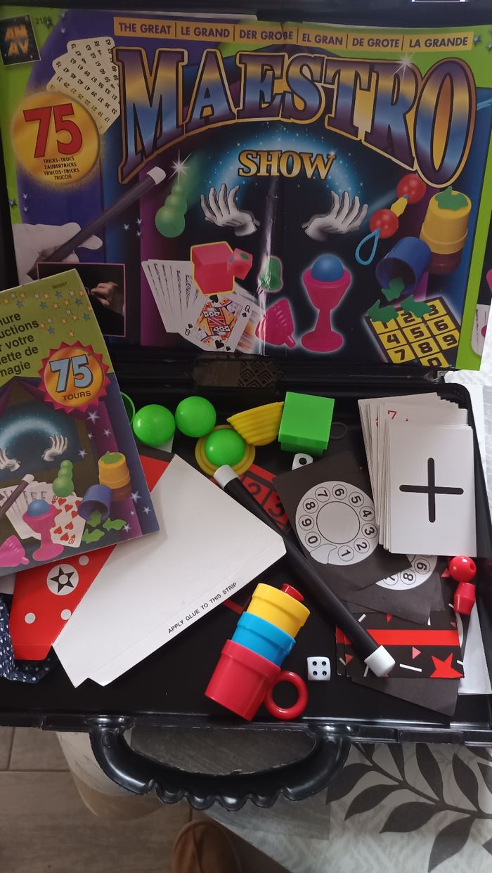 Livre et matériel magie - photo numéro 4