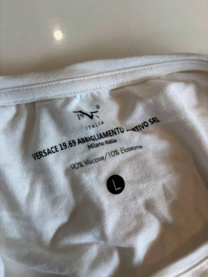 TEE shirt à strass Versace 19v69 - photo numéro 9