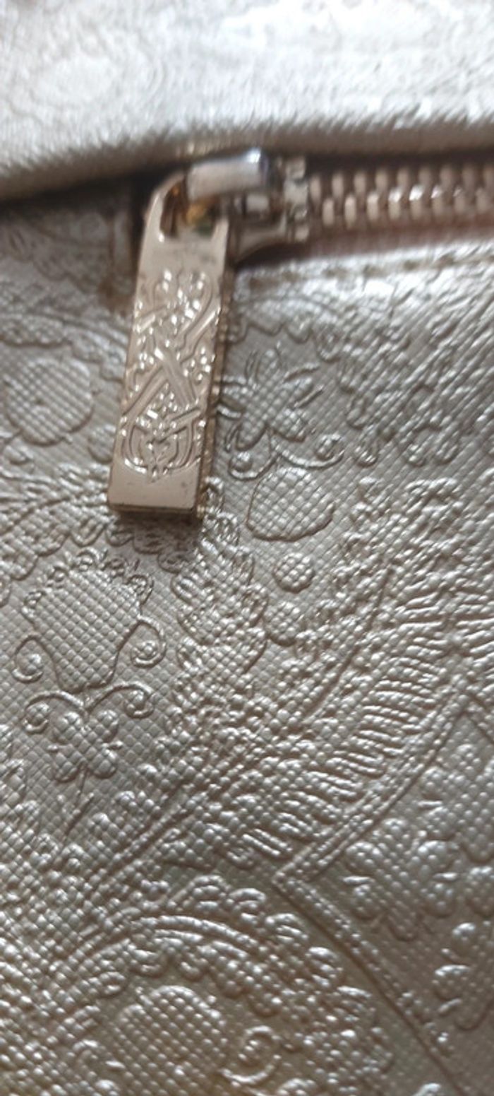 Double petit sac Christian Lacroix - photo numéro 7