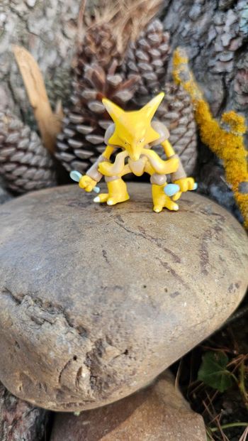 Super figurine Pokemon Nintendo tomy C.G.T.S.J alakazam