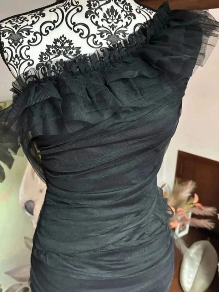 Robe de soirée noire T36 - photo numéro 2