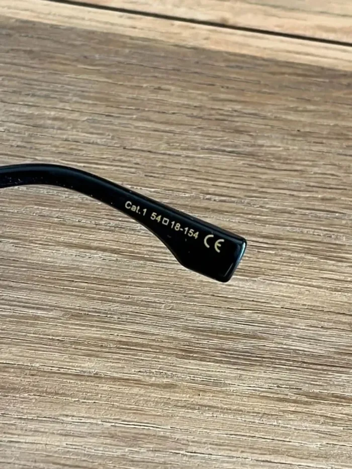 Paire de lunettes de soleil/lunettes teintées originales - photo numéro 5